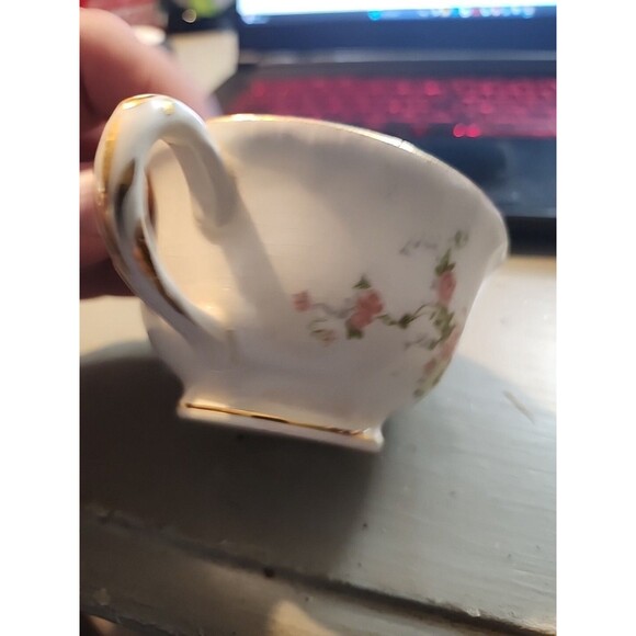 Vintage Pope-Gosser China Tea Cup – Floral Gold Trim – Elegant Collectible - Picture 3 of 10